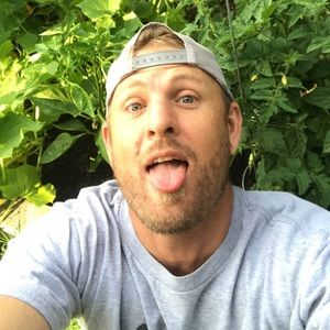 Meet your Posher, Bruce